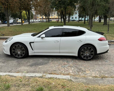 Білий Порше Panamera, об'ємом двигуна 3.61 л та пробігом 97 тис. км за 25500 $, фото 3 на Automoto.ua