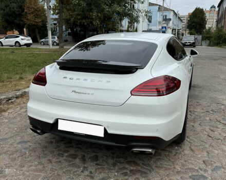 Білий Порше Panamera, об'ємом двигуна 3.61 л та пробігом 97 тис. км за 25500 $, фото 8 на Automoto.ua