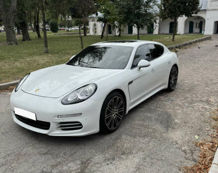 Білий Порше Panamera, об'ємом двигуна 3.61 л та пробігом 97 тис. км за 25500 $, фото 2 на Automoto.ua