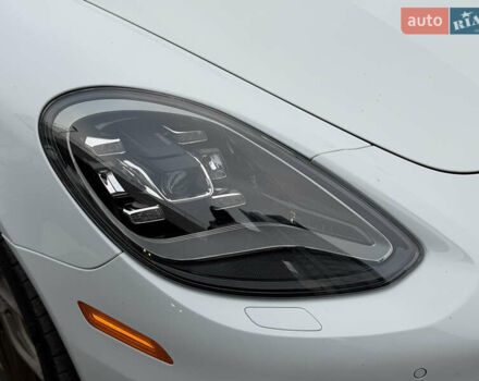 Білий Порше Panamera, об'ємом двигуна 2.89 л та пробігом 43 тис. км за 66499 $, фото 1 на Automoto.ua