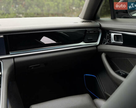 Білий Порше Panamera, об'ємом двигуна 2.89 л та пробігом 43 тис. км за 66499 $, фото 45 на Automoto.ua