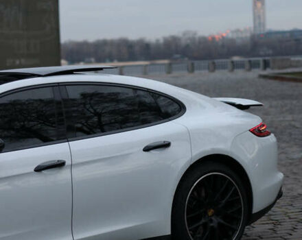 Белый Порше Панамера, объемом двигателя 3 л и пробегом 127 тыс. км за 47500 $, фото 7 на Automoto.ua