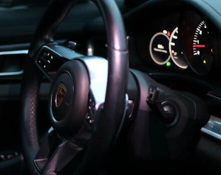 Белый Порше Панамера, объемом двигателя 3 л и пробегом 127 тыс. км за 47500 $, фото 10 на Automoto.ua