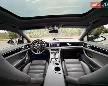 Білий Порше Panamera, об'ємом двигуна 2.89 л та пробігом 43 тис. км за 66499 $, фото 47 на Automoto.ua