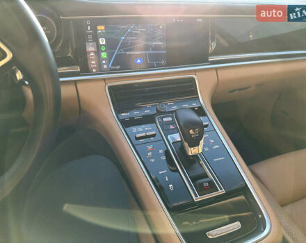 Білий Порше Panamera, об'ємом двигуна 3 л та пробігом 79 тис. км за 59900 $, фото 29 на Automoto.ua