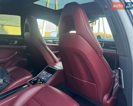 Білий Порше Panamera, об'ємом двигуна 3 л та пробігом 104 тис. км за 49500 $, фото 3 на Automoto.ua