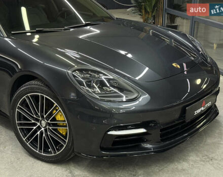 Белый Порше Панамера, объемом двигателя 2.89 л и пробегом 136 тыс. км за 51500 $, фото 2 на Automoto.ua