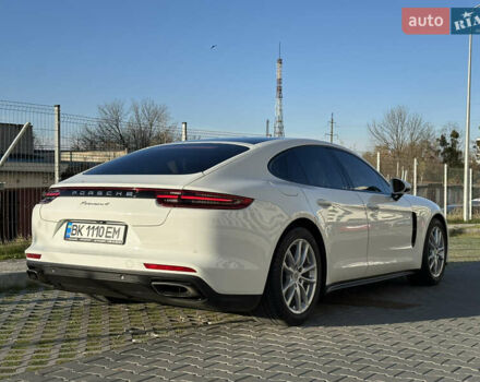 Білий Порше Panamera, об'ємом двигуна 3 л та пробігом 79 тис. км за 59900 $, фото 23 на Automoto.ua