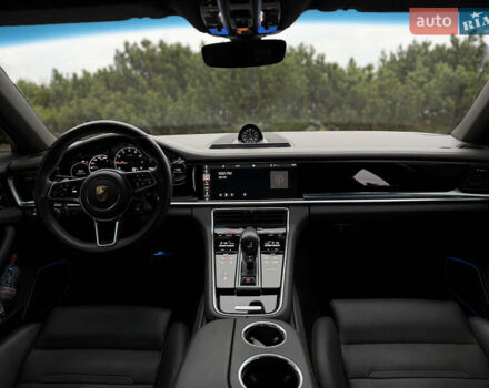 Білий Порше Panamera, об'ємом двигуна 2.89 л та пробігом 43 тис. км за 66499 $, фото 42 на Automoto.ua