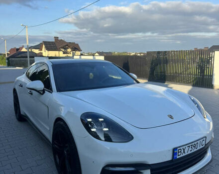 Білий Порше Panamera, об'ємом двигуна 3 л та пробігом 104 тис. км за 49500 $, фото 4 на Automoto.ua