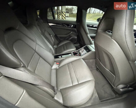 Білий Порше Panamera, об'ємом двигуна 2.89 л та пробігом 43 тис. км за 66499 $, фото 40 на Automoto.ua
