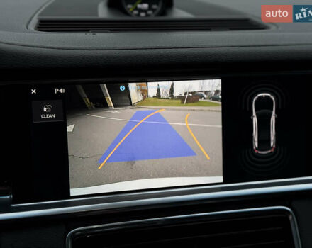 Білий Порше Panamera, об'ємом двигуна 2.89 л та пробігом 43 тис. км за 66499 $, фото 28 на Automoto.ua