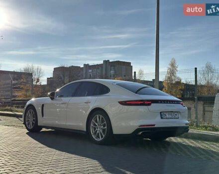 Білий Порше Panamera, об'ємом двигуна 3 л та пробігом 79 тис. км за 59900 $, фото 21 на Automoto.ua