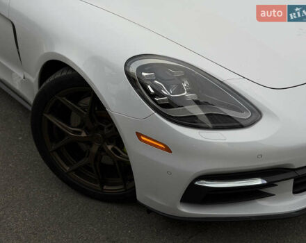 Білий Порше Panamera, об'ємом двигуна 2.89 л та пробігом 43 тис. км за 66499 $, фото 4 на Automoto.ua