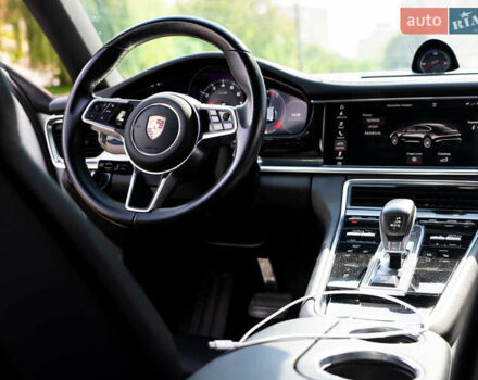 Білий Порше Panamera, об'ємом двигуна 3 л та пробігом 116 тис. км за 47500 $, фото 5 на Automoto.ua