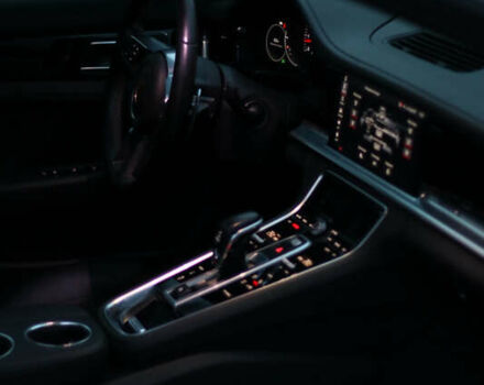 Белый Порше Панамера, объемом двигателя 3 л и пробегом 127 тыс. км за 47500 $, фото 9 на Automoto.ua