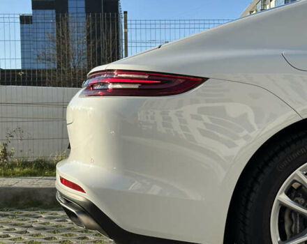 Білий Порше Panamera, об'ємом двигуна 3 л та пробігом 79 тис. км за 59900 $, фото 26 на Automoto.ua