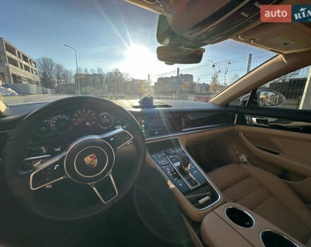 Білий Порше Panamera, об'ємом двигуна 3 л та пробігом 79 тис. км за 59900 $, фото 27 на Automoto.ua