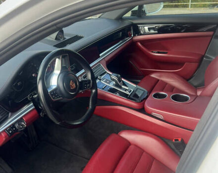 Білий Порше Panamera, об'ємом двигуна 3 л та пробігом 85 тис. км за 49999 $, фото 31 на Automoto.ua