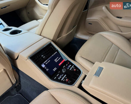 Білий Порше Panamera, об'ємом двигуна 2.9 л та пробігом 100 тис. км за 64000 $, фото 18 на Automoto.ua