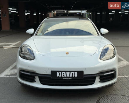 Білий Порше Panamera, об'ємом двигуна 2.9 л та пробігом 100 тис. км за 64000 $, фото 1 на Automoto.ua
