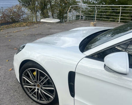 Білий Порше Panamera, об'ємом двигуна 3 л та пробігом 85 тис. км за 49999 $, фото 25 на Automoto.ua
