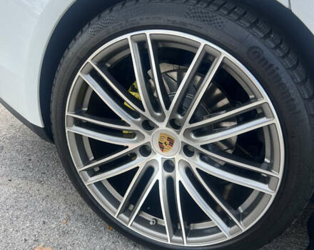 Білий Порше Panamera, об'ємом двигуна 3 л та пробігом 85 тис. км за 49999 $, фото 27 на Automoto.ua