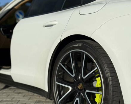 Білий Порше Panamera, об'ємом двигуна 2.89 л та пробігом 60 тис. км за 75000 $, фото 21 на Automoto.ua