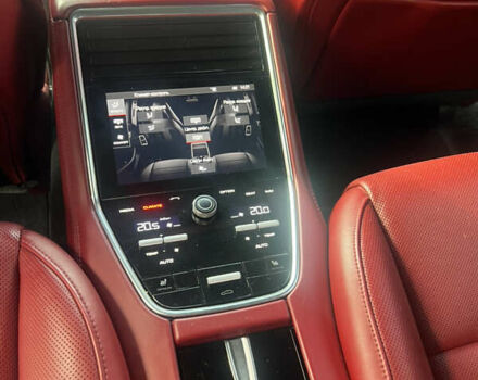 Білий Порше Panamera, об'ємом двигуна 3 л та пробігом 85 тис. км за 49999 $, фото 44 на Automoto.ua