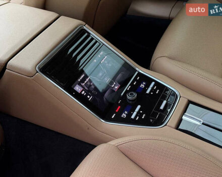 Білий Порше Panamera, об'ємом двигуна 3 л та пробігом 49 тис. км за 56000 $, фото 39 на Automoto.ua