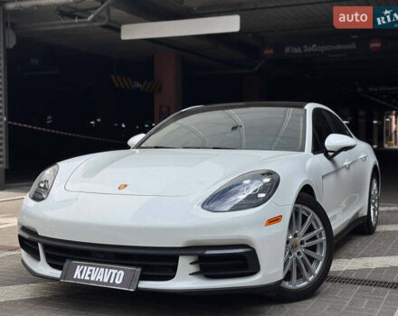 Білий Порше Panamera, об'ємом двигуна 3 л та пробігом 49 тис. км за 58000 $, фото 1 на Automoto.ua