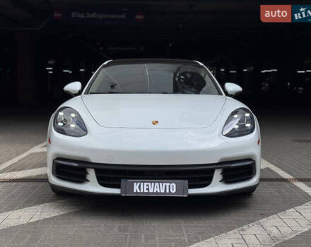 Білий Порше Panamera, об'ємом двигуна 3 л та пробігом 49 тис. км за 58000 $, фото 2 на Automoto.ua