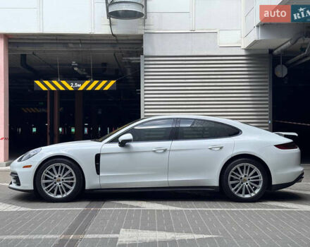 Білий Порше Panamera, об'ємом двигуна 3 л та пробігом 49 тис. км за 58000 $, фото 10 на Automoto.ua