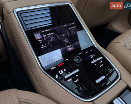 Білий Порше Panamera, об'ємом двигуна 3 л та пробігом 49 тис. км за 58000 $, фото 30 на Automoto.ua