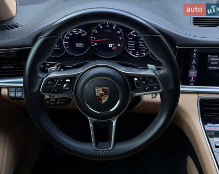 Білий Порше Panamera, об'ємом двигуна 3 л та пробігом 49 тис. км за 58000 $, фото 22 на Automoto.ua