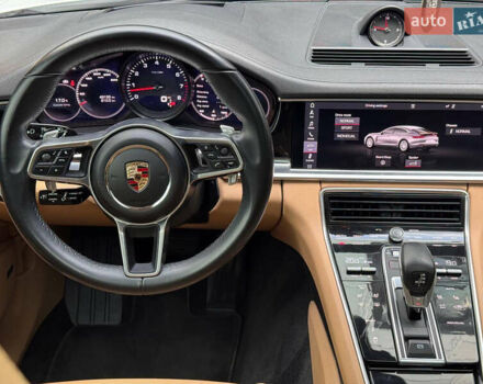 Білий Порше Panamera, об'ємом двигуна 3 л та пробігом 49 тис. км за 58000 $, фото 23 на Automoto.ua