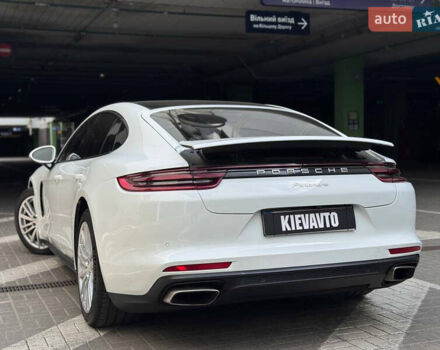 Білий Порше Panamera, об'ємом двигуна 3 л та пробігом 49 тис. км за 58000 $, фото 6 на Automoto.ua