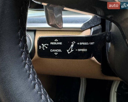 Білий Порше Panamera, об'ємом двигуна 3 л та пробігом 49 тис. км за 58000 $, фото 38 на Automoto.ua