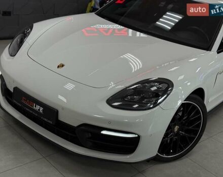 Белый Порше Панамера, объемом двигателя 2.89 л и пробегом 59 тыс. км за 99500 $, фото 7 на Automoto.ua