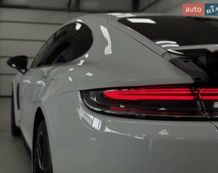 Белый Порше Панамера, объемом двигателя 2.89 л и пробегом 59 тыс. км за 99500 $, фото 39 на Automoto.ua