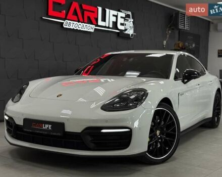 Белый Порше Панамера, объемом двигателя 2.89 л и пробегом 59 тыс. км за 99500 $, фото 3 на Automoto.ua