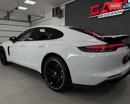 Белый Порше Панамера, объемом двигателя 2.89 л и пробегом 59 тыс. км за 99500 $, фото 34 на Automoto.ua