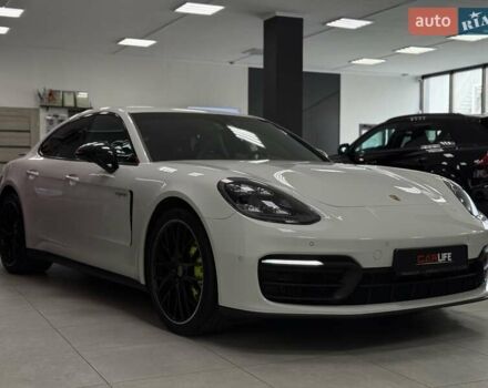 Белый Порше Панамера, объемом двигателя 2.89 л и пробегом 59 тыс. км за 99500 $, фото 15 на Automoto.ua