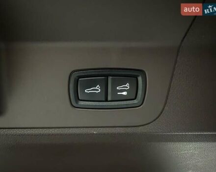 Белый Порше Панамера, объемом двигателя 2.89 л и пробегом 59 тыс. км за 99500 $, фото 76 на Automoto.ua