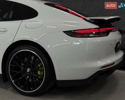 Белый Порше Панамера, объемом двигателя 2.89 л и пробегом 59 тыс. км за 99500 $, фото 30 на Automoto.ua