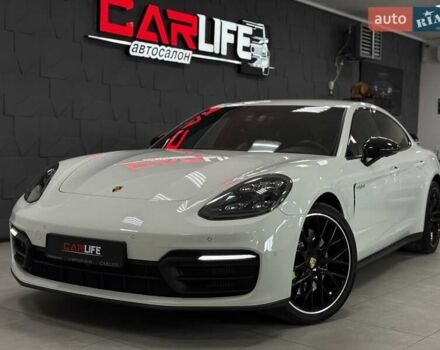 Белый Порше Панамера, объемом двигателя 2.89 л и пробегом 59 тыс. км за 99500 $, фото 1 на Automoto.ua