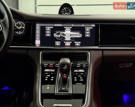 Белый Порше Панамера, объемом двигателя 2.89 л и пробегом 59 тыс. км за 99500 $, фото 68 на Automoto.ua