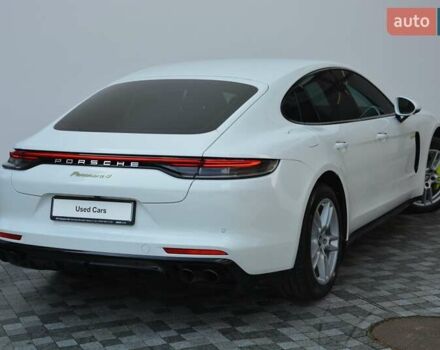 Белый Порше Панамера, объемом двигателя 2.89 л и пробегом 41 тыс. км за 107000 $, фото 2 на Automoto.ua