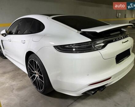 Белый Порше Панамера, объемом двигателя 3 л и пробегом 20 тыс. км за 119500 $, фото 5 на Automoto.ua