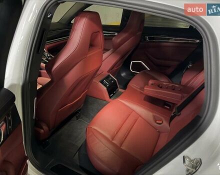 Белый Порше Панамера, объемом двигателя 3 л и пробегом 20 тыс. км за 119500 $, фото 8 на Automoto.ua